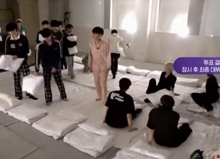 Cara 𖤓 tweet media