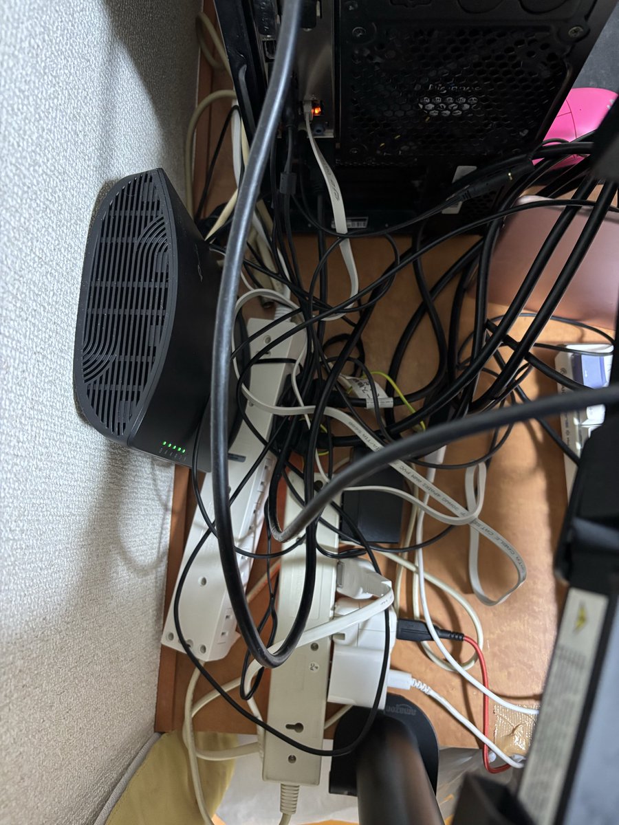 じお_7 tweet media