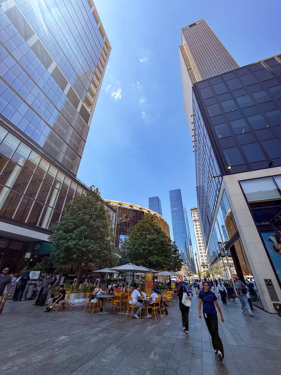 34th Street tweet media