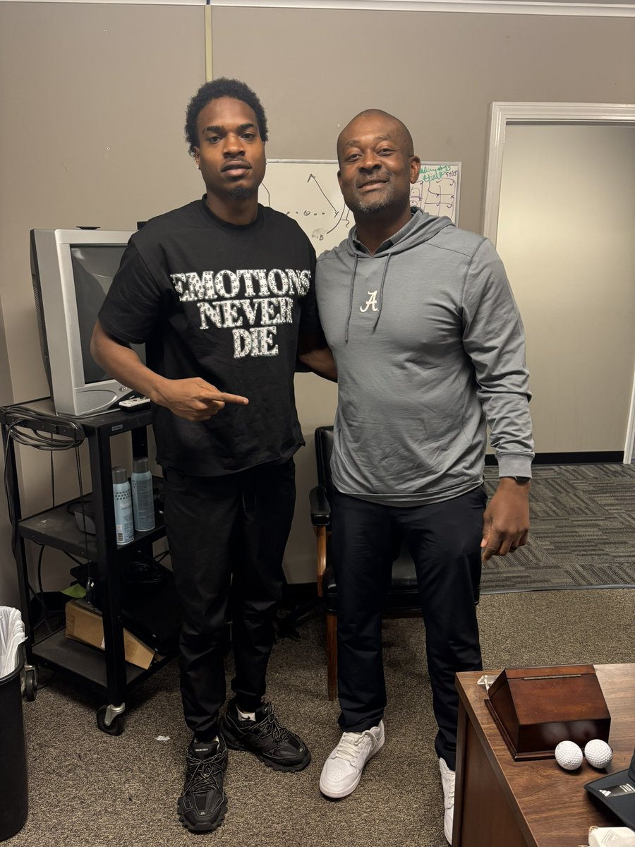 REGGIE “HOG” JACKSON tweet media