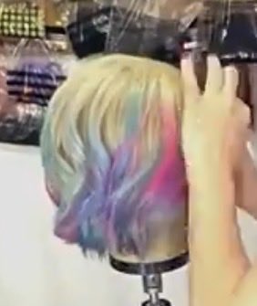 avengersendgame's tweet photo. @en0ughlsback well, enid had purple in her hair in season 2? https://t.co/9cm4158WJ8
