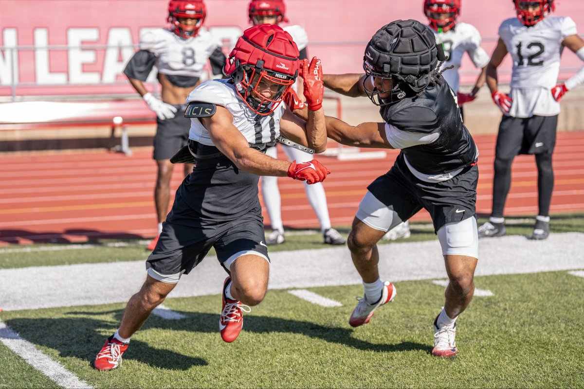 UCMFootballTeam's tweet photo. Daily habits https://t.co/OsLtQOKSj2