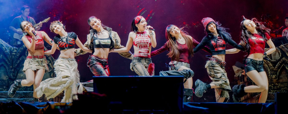 𝙭𝙤, 𝙡𝙚𝙞 ⋆˚࿔ tweet media