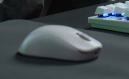 itsKakuta0's tweet photo. ZOWIE U3-DW MORE PICTURES ! 

@boardzyxd @Euphraos @wasabifriedrice 

(video from ESL Counter-Strike https://t.co/faxZNkMsan) https://t.co/TJ1XADxx65