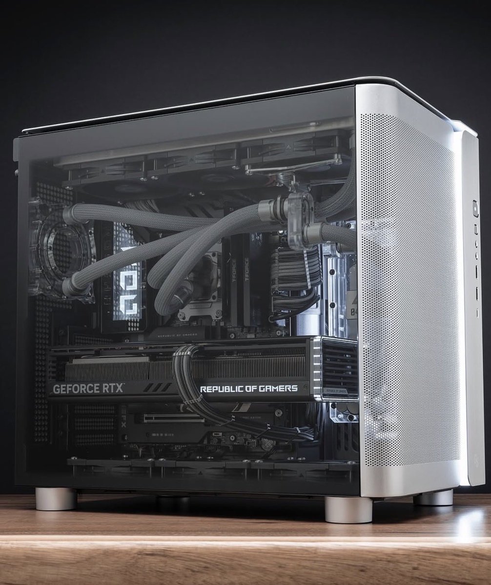 Montech_hq's tweet image. MONTECH KING95 ULTRA
the KING in the universe
Built by liquidhaus on IG
instagram.com/p/DDx3dBavzdS/…

#pcgaming #gaming #gamer #DIY #MONTECH