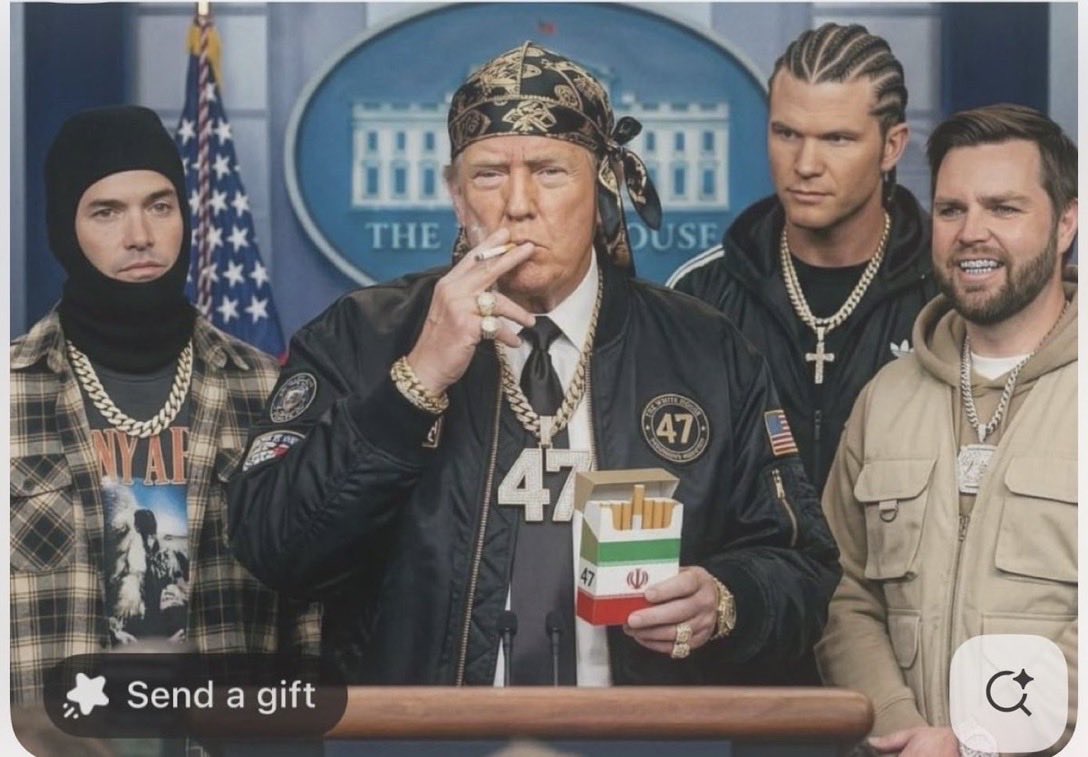 شَمّ tweet media