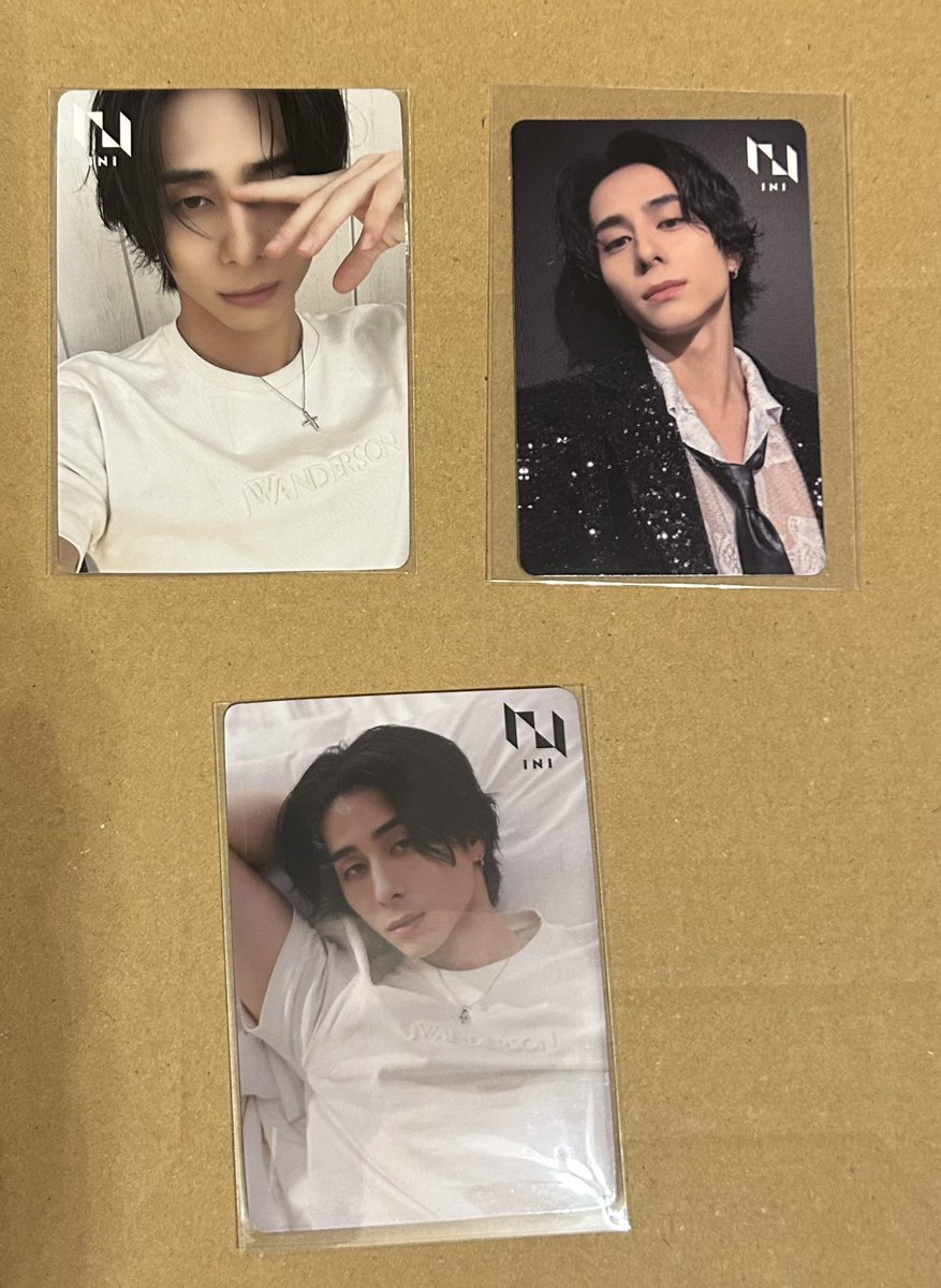 あやち tweet media