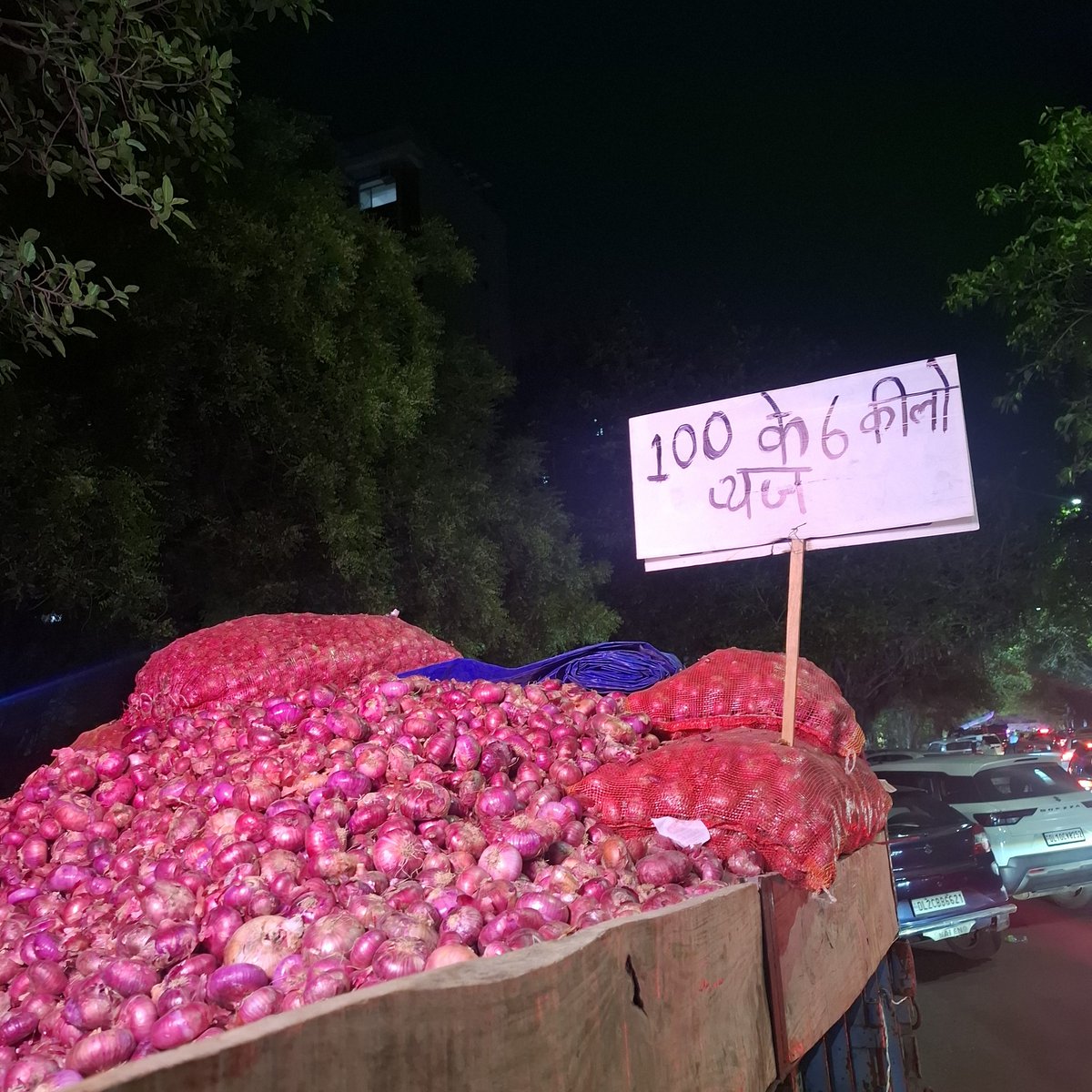 oldschoolmonk's tweet image. Mitron, aur kitne ache din chahiye? 
#Delhi