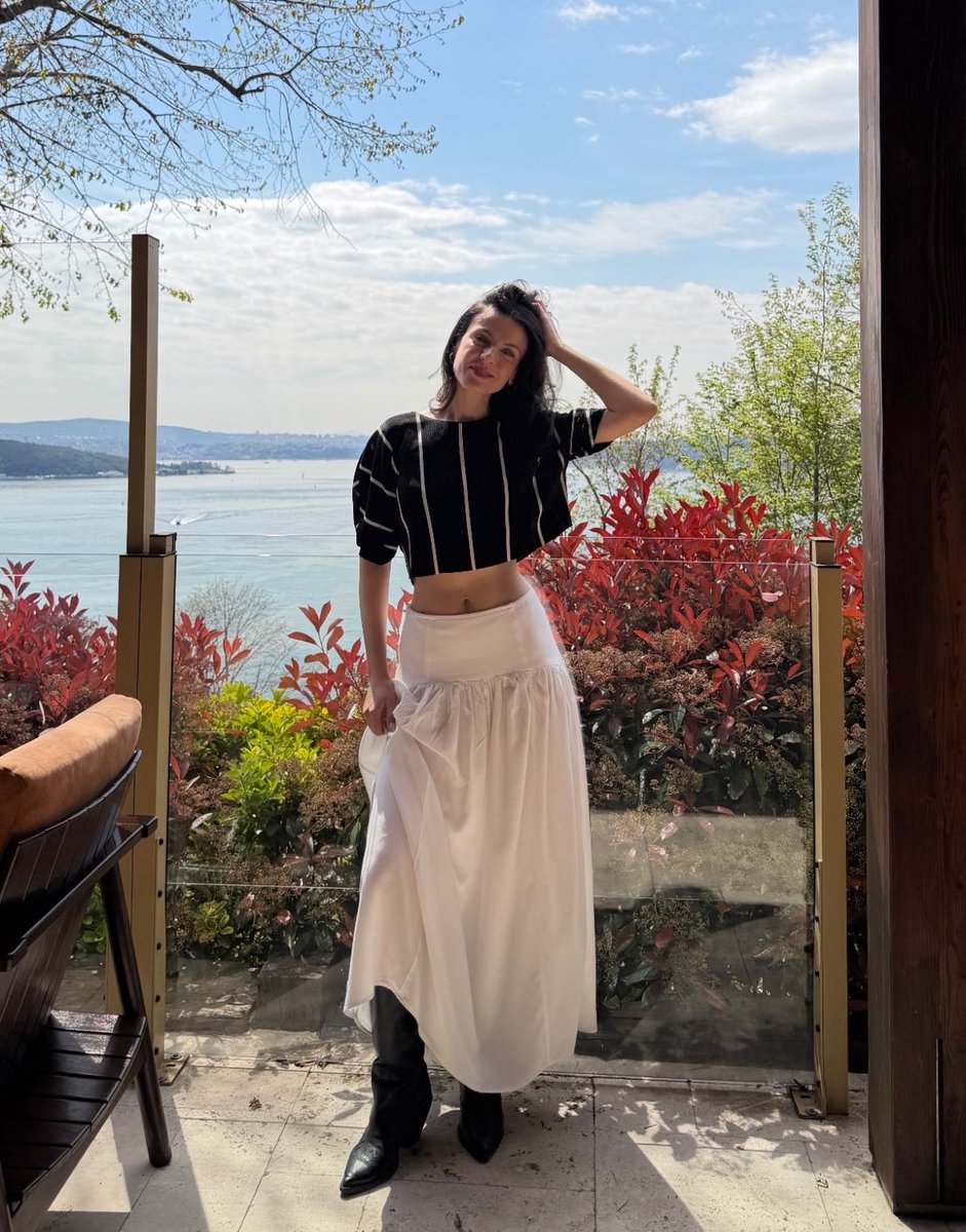 Ünlü Seven Biri tweet media