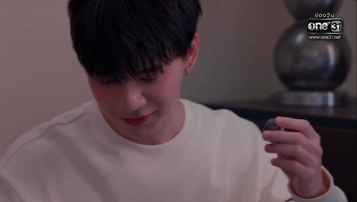 เป็นท้อรักพิกาวอน tweet media