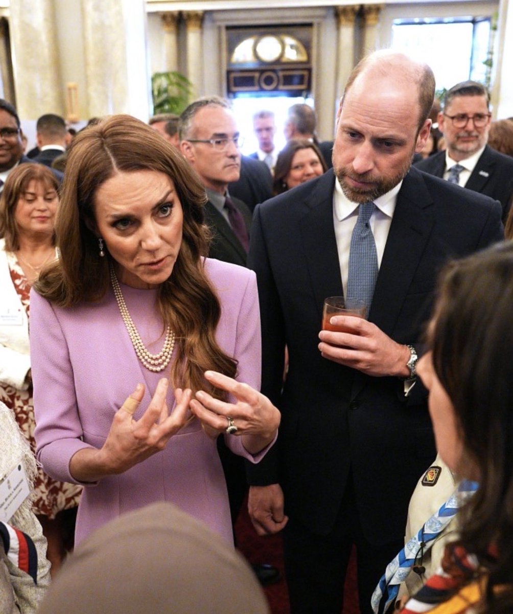 Henry VIII tweet media