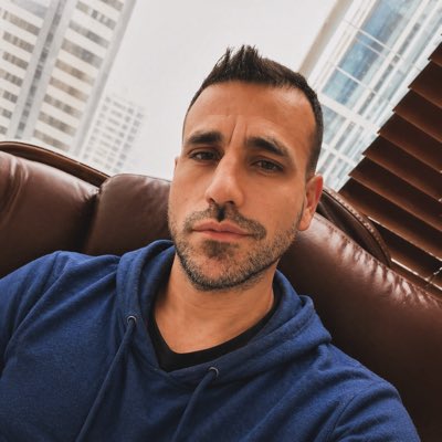 Carlosnav89's tweet photo. #NuevaFotoDePerfil https://t.co/ipe0QToTxv