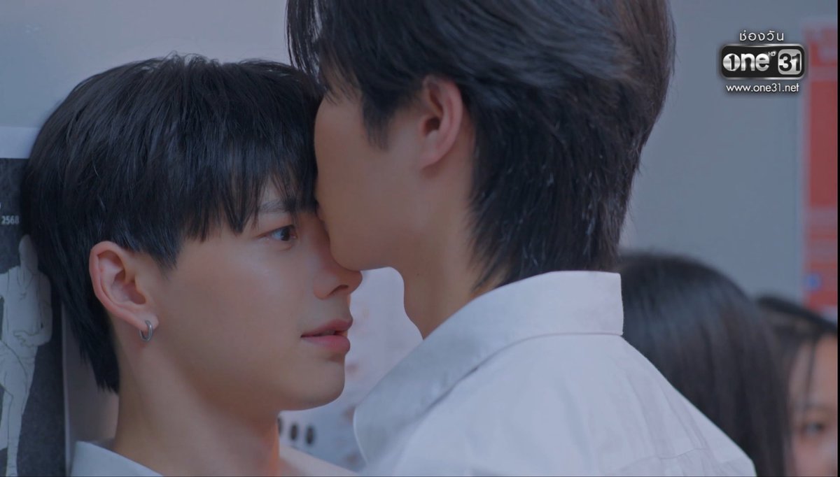 imbussaba's tweet photo. ซีนนี้คือดีย์ เปิดมาก็ 😳💥
#MagicMoveEP1 https://t.co/i3bpFK8fVb