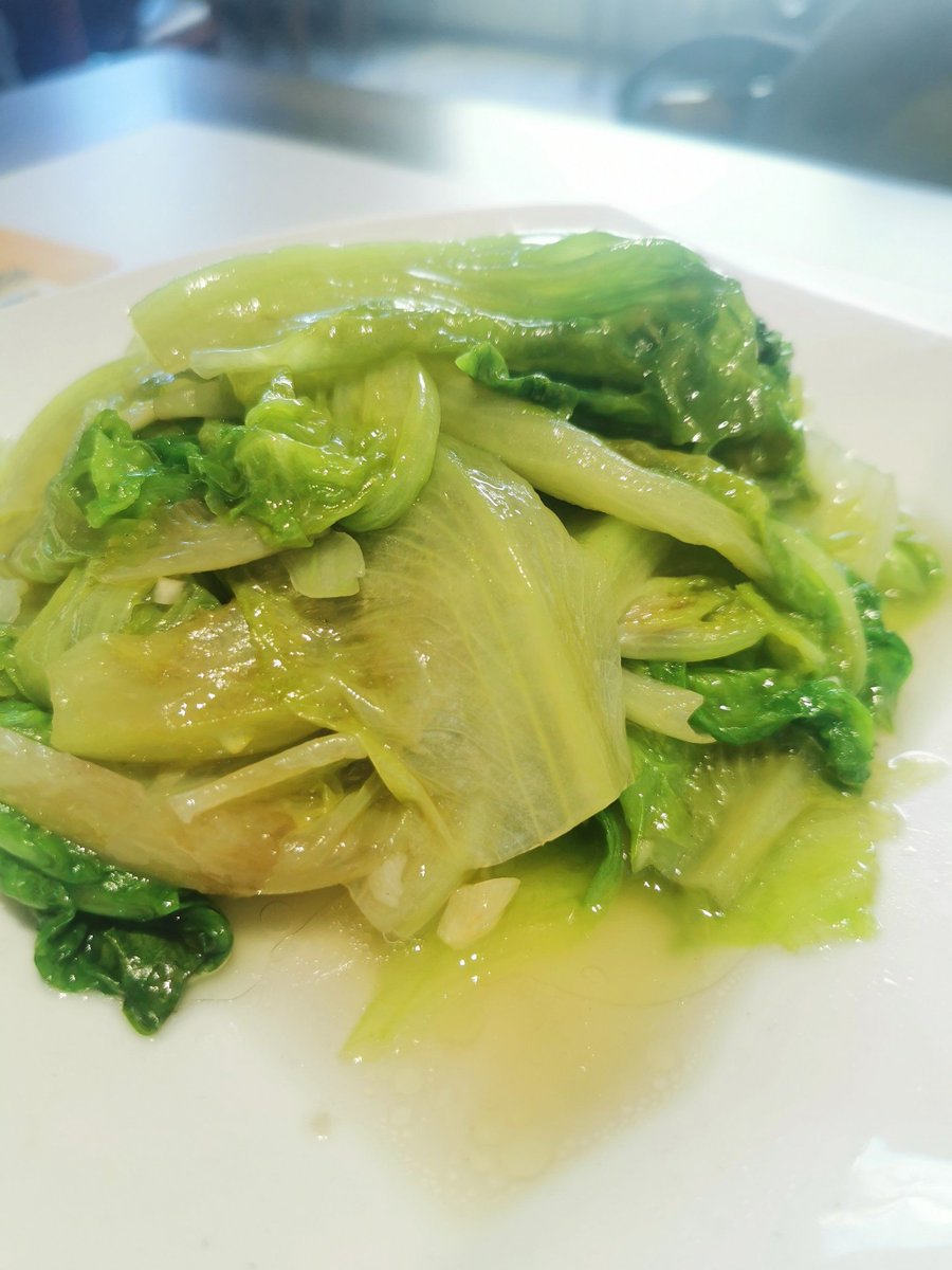 m.cornecvollant@gmail.com tweet media