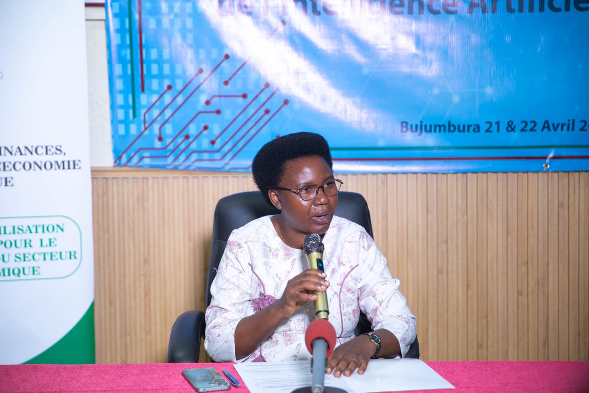 PNUDBurundi's tweet photo. Aucune réforme ne peut aboutir sans le numérique!
Mme Francine Inarukundo, Secrétaire Permanente au @FinancesBdi rappelle que la technologie est le socle d'une gestion publique crédible &amp; efficace. Le futur du #Burundi s'écrit maintenant, avec &amp; pour les Burundais🇧🇮🔥#Digital #IA https://t.co/hgyoIxfjOj