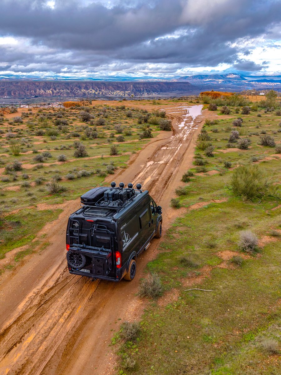 Offrotie tweet media