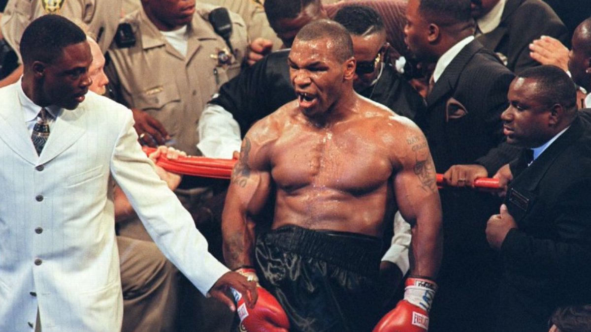 YourIDGlobal's tweet image. On this day in 1984: Mike Tyson wins gold 🏅at the National Golden Gloves. 🥊
He was 17 years old. Already unstoppable. 🔥
Some legacies start early — they just take decades to fully tell.
#YourID #IronMikeLegacy #BoxingHistory #MikeTyson