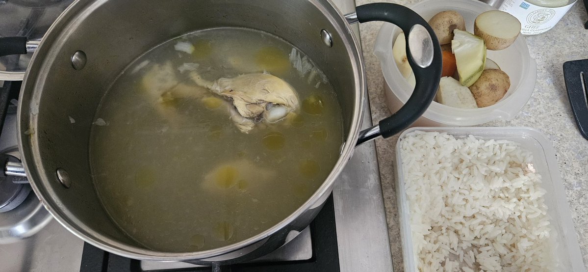 Señora Millennial tweet media