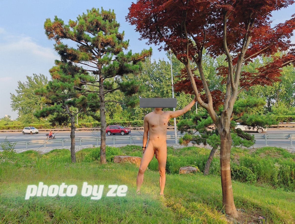 Big ze tweet media