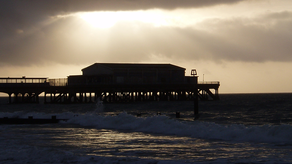 JCPinDevon's tweet image. Goodnight #Devon. 

Catch you in the morning from 9am. 

Until then, do not forget we still have #DevonJobs and #SouthDevonJobs posted until 8pm. Enjoy your evening. Darrin