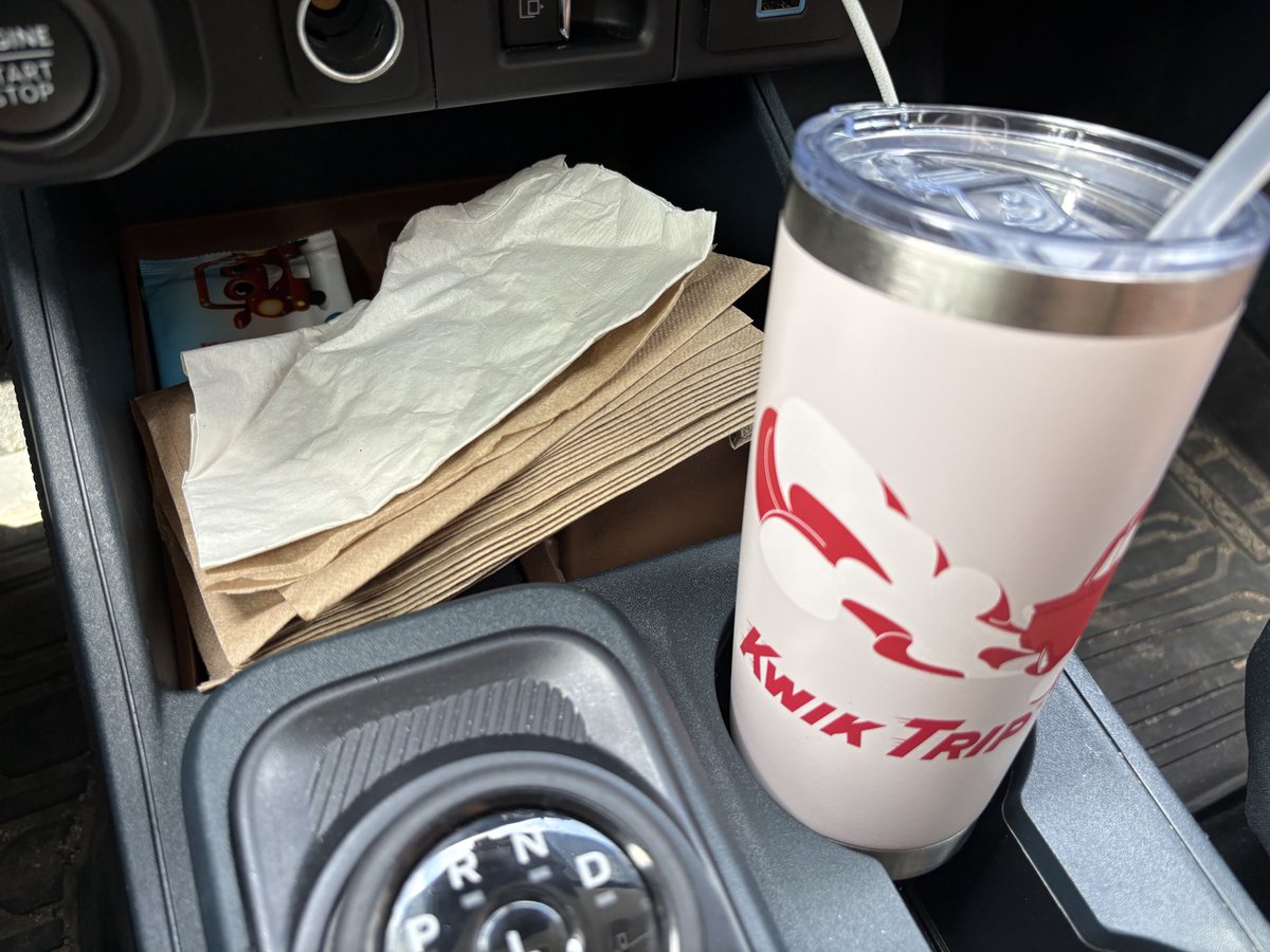 Midwest vs. The Rest tweet media