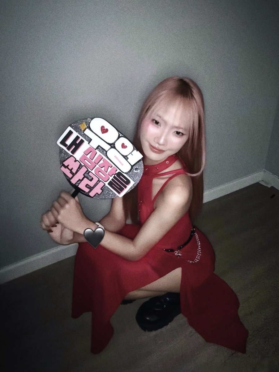 hot girls ♥︎ wooyo (˵ •̀ ᴗ - ˵ ) ✧

#ATSD #AtinySelcaDay