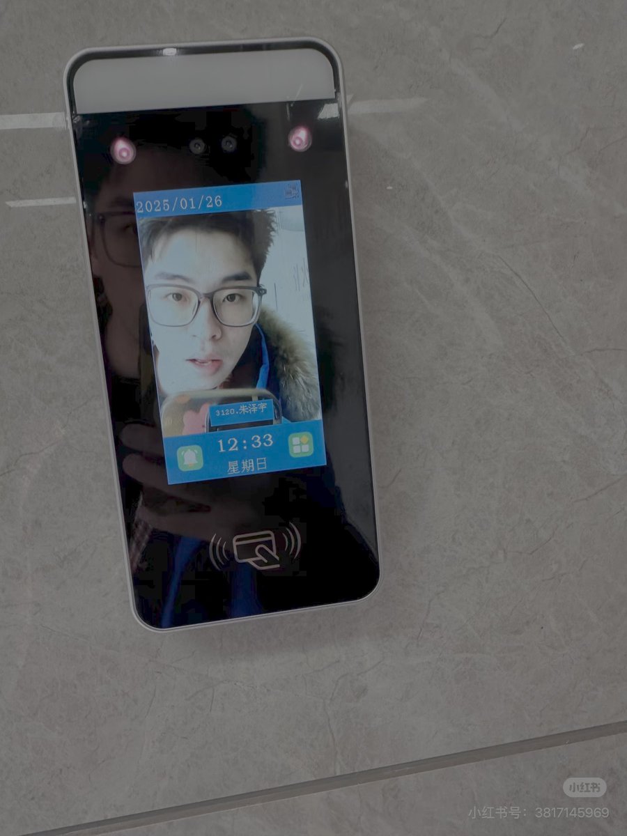 我在你身后 tweet media