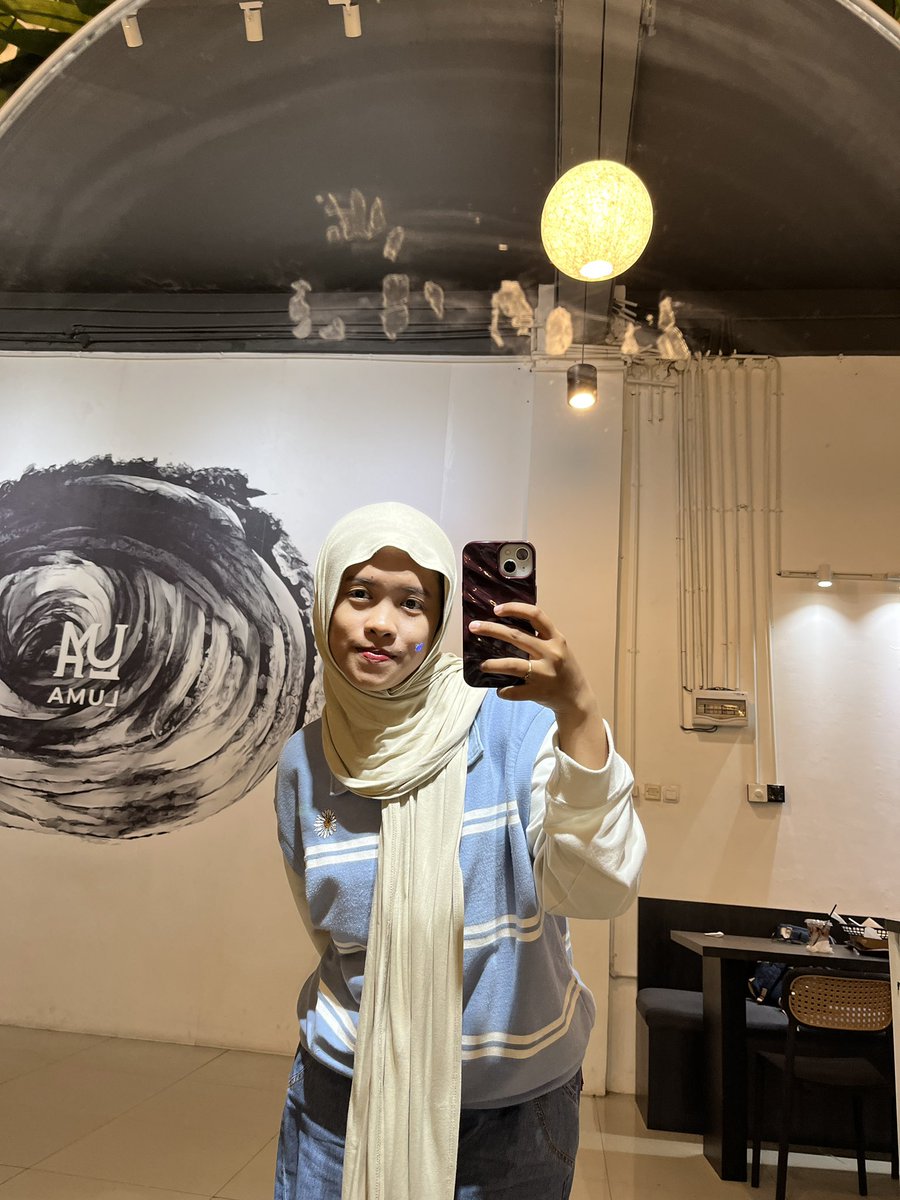 Ichaul_'s tweet image. Aca                                     Ica

#maafnarsis #selflove #kembar