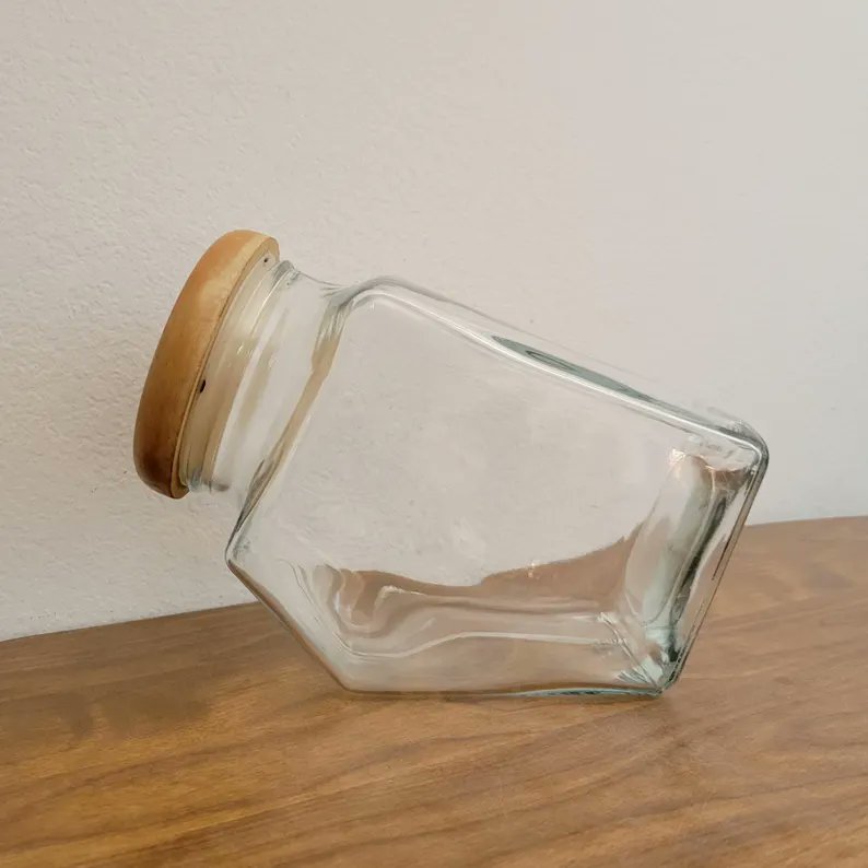 FlatRockGoods's tweet image. Vintage Clear Glass Slant Jar with Wood Lid
flatrockgoods.etsy.com/listing/449071…
#dogtreatjar #drygoodsstorage #kitchenstorage #glassjar #slantjar #widemouthjar