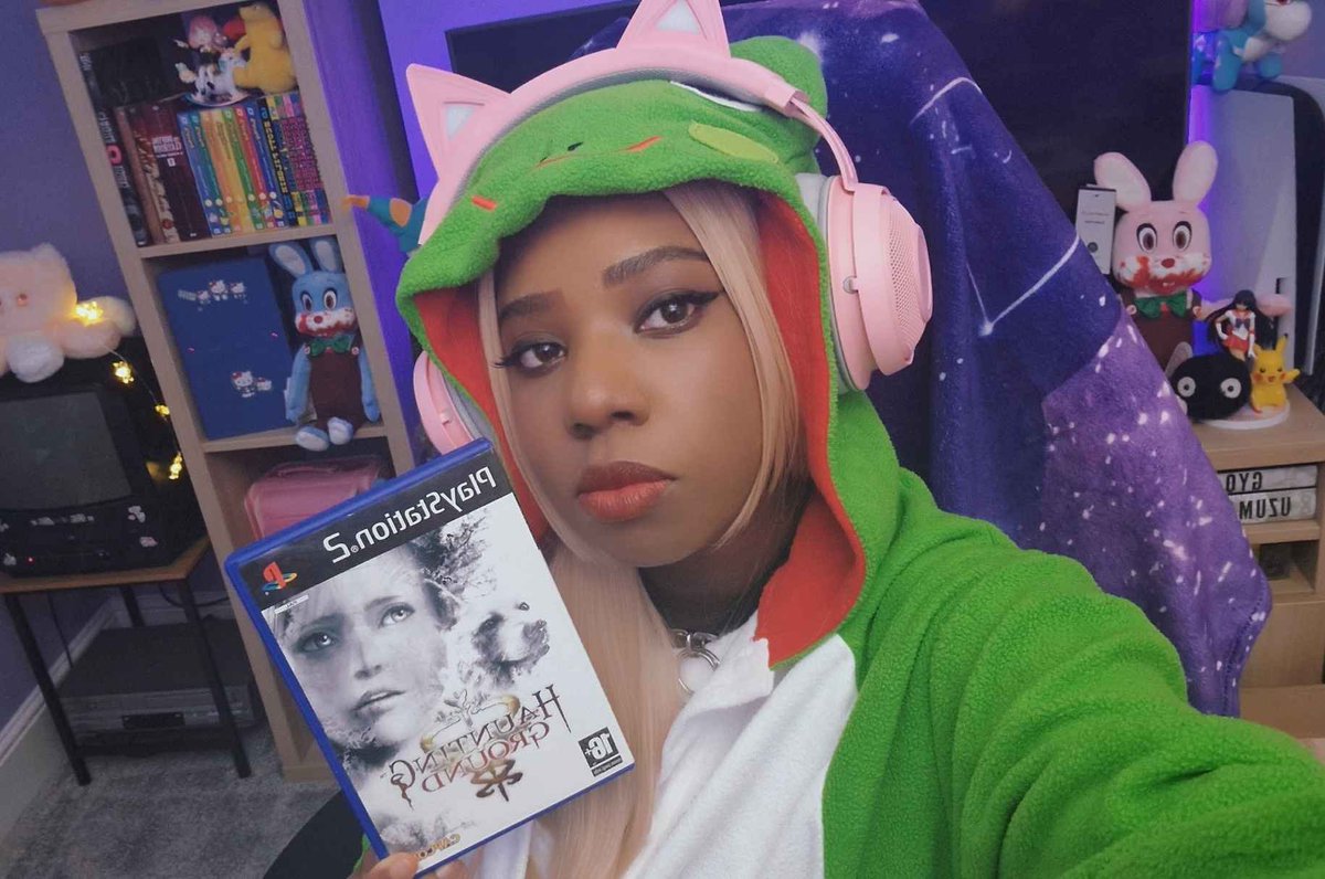 Marzcakez's tweet image. Happy 21st Anniversary to one of my favourite games of all time, Haunting Ground! 🐶🐸🌸
Also known as Demento.

#hauntingground #capcom