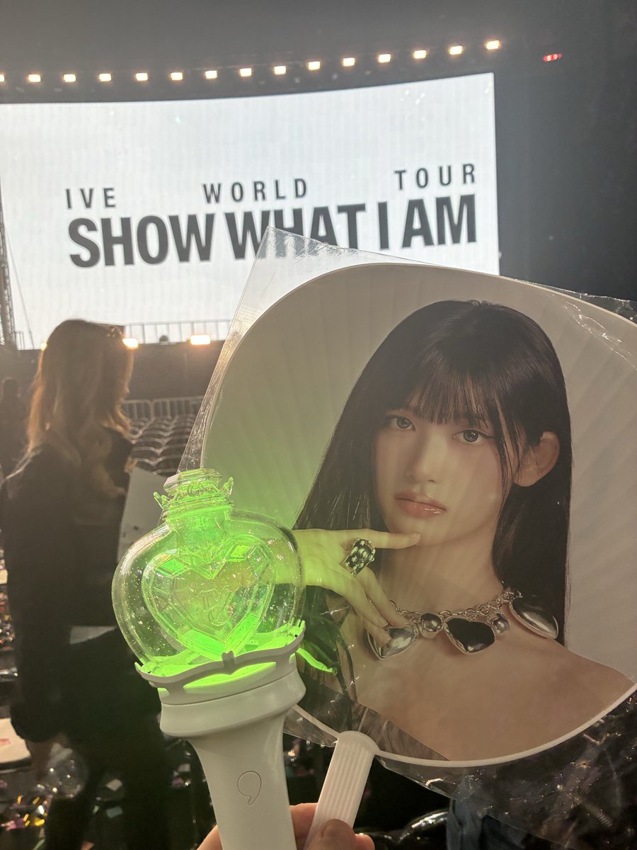 うたまる tweet media