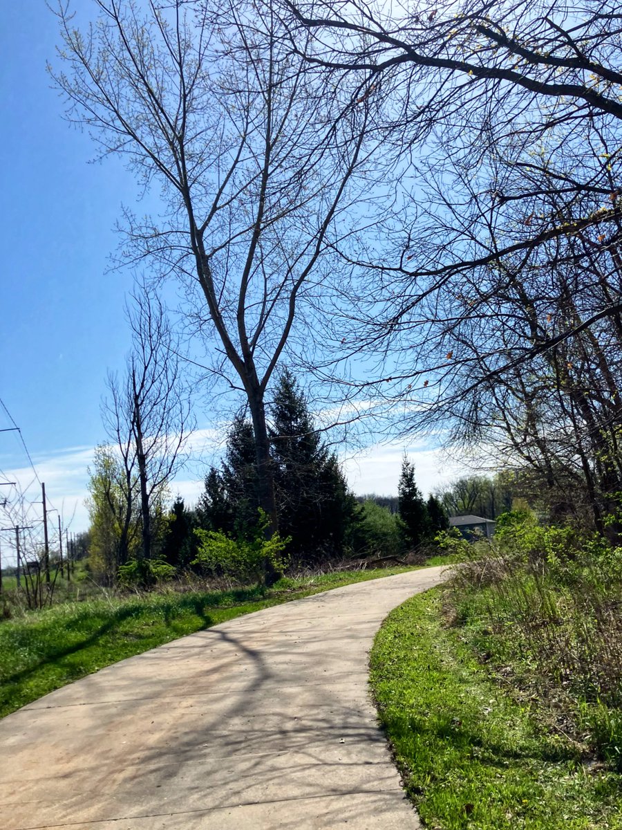 jdubqca's tweet image. Cruising on the Iowa River Corridor Trail #cycling 🚴