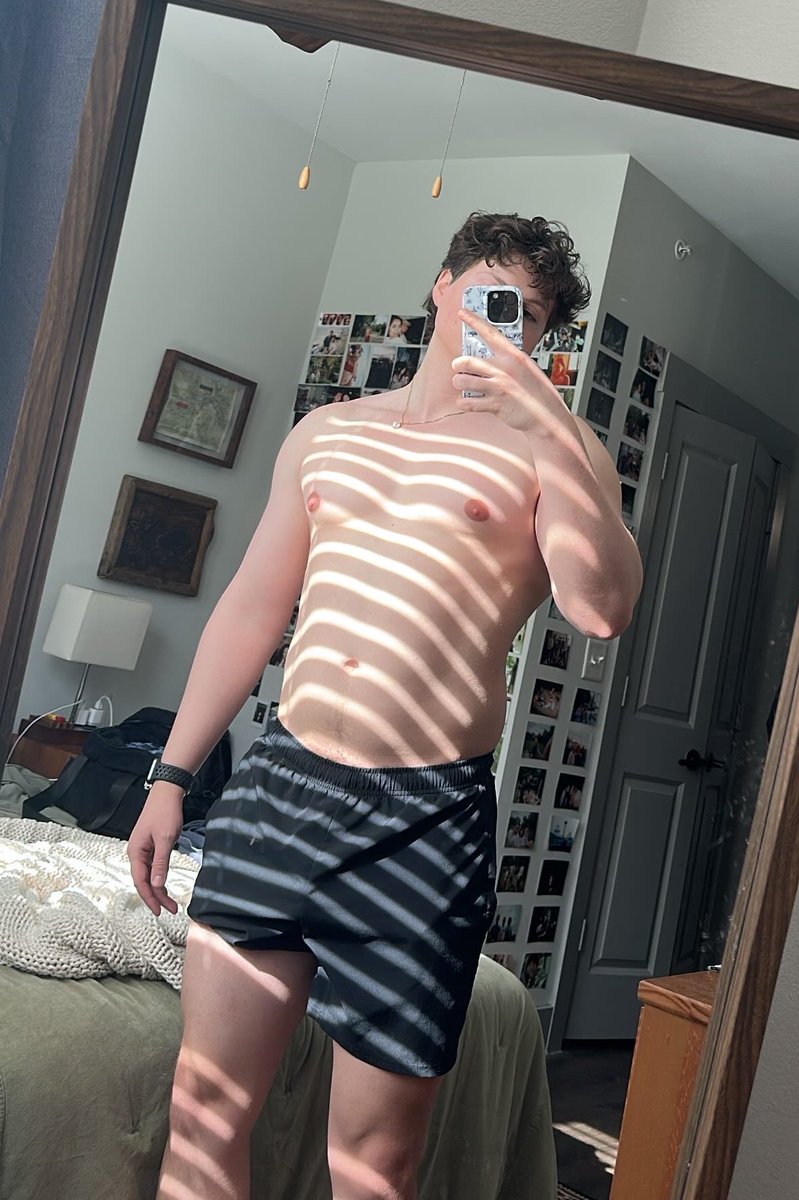 🤠muzzy tweet media