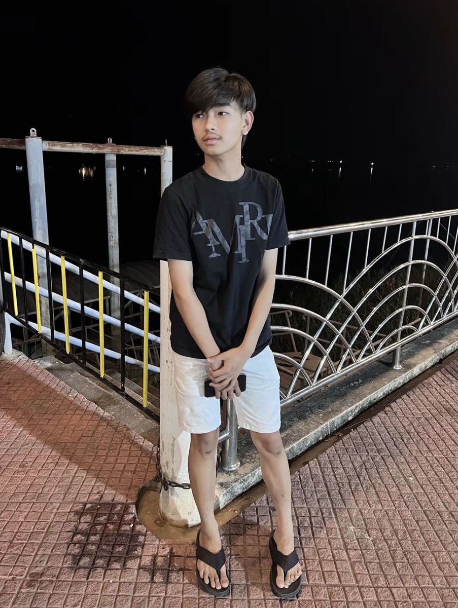 พาทิศ tweet media