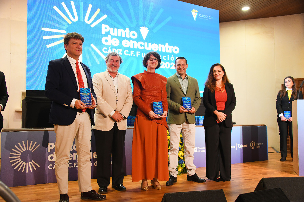 Fundación Esperanza tweet media