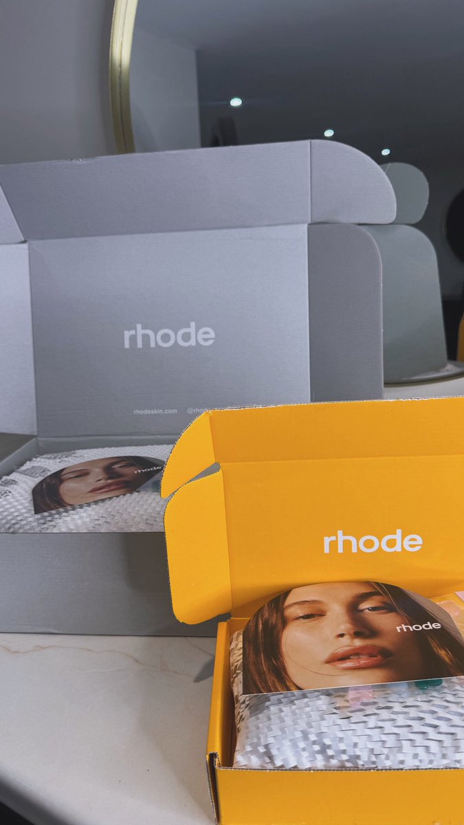 drewskylrk's tweet photo. rhode delivery hallelujah https://t.co/SoAwskKOul