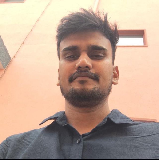 Void Born tweet media