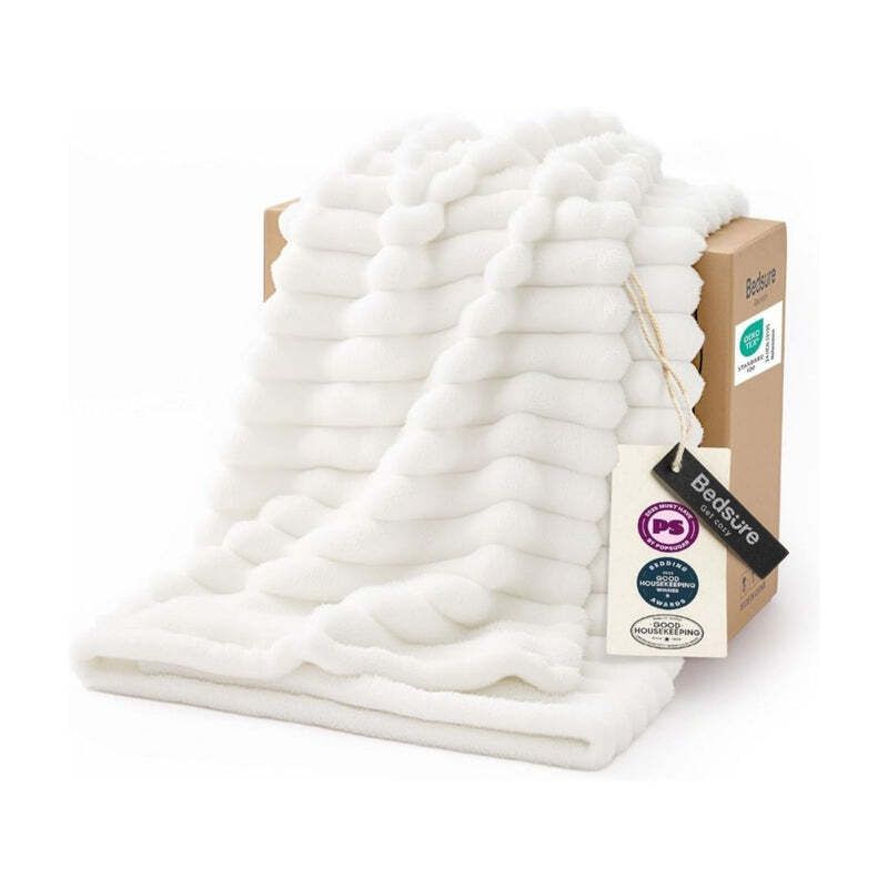 simplexdeals's tweet image. 🔥 Bedsure GentleSoft Throw Blanket *ONLY $8.09!*

 simplexdeals.com//products/beds…

#bestdeals #deals #shopping #gifts #onlineshopping #rundeals #couponcommunity #hotdeals #online #dealsandsteals