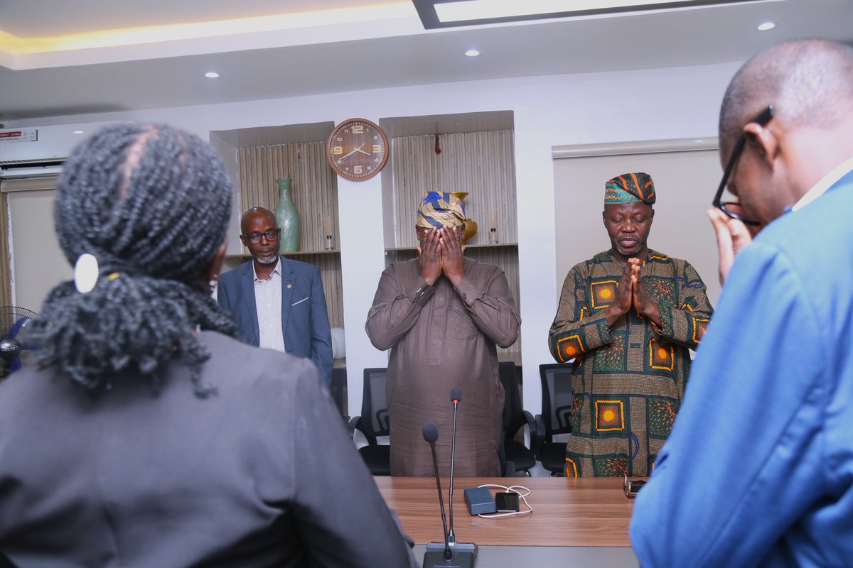 Min of Local Govt, Chieftaincy Affairs & Rural Dev tweet media