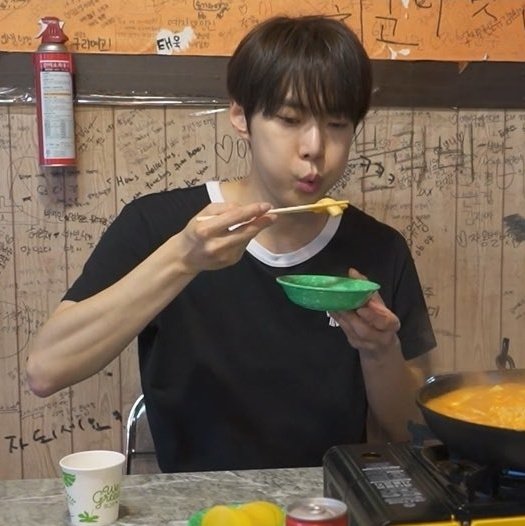 김딸기 tweet media