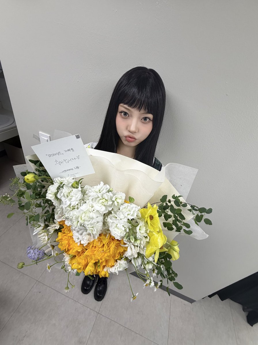 ooazzm's tweet photo. 티나 진짜 아기고민시 https://t.co/U5OT4VUvtj
