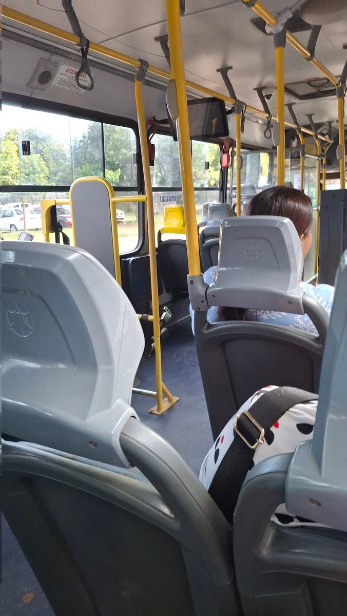 riri 🍋‍🟩 tweet media