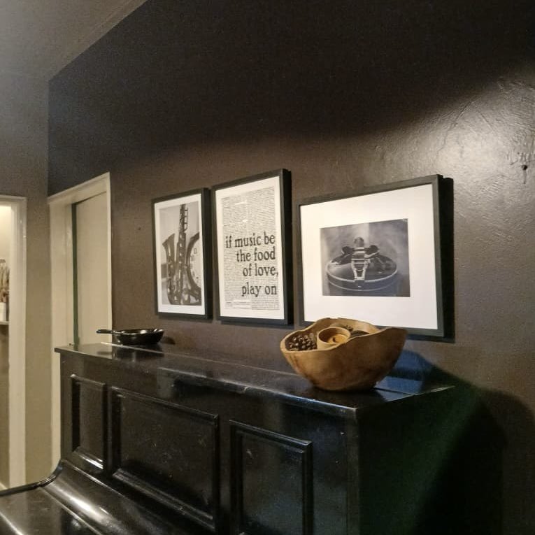 vber_store's tweet image. Contact us on;
WhatsApp/call
+256705523522
Call
+256782155141 

#frames #photoframes #art #artgallery #artist