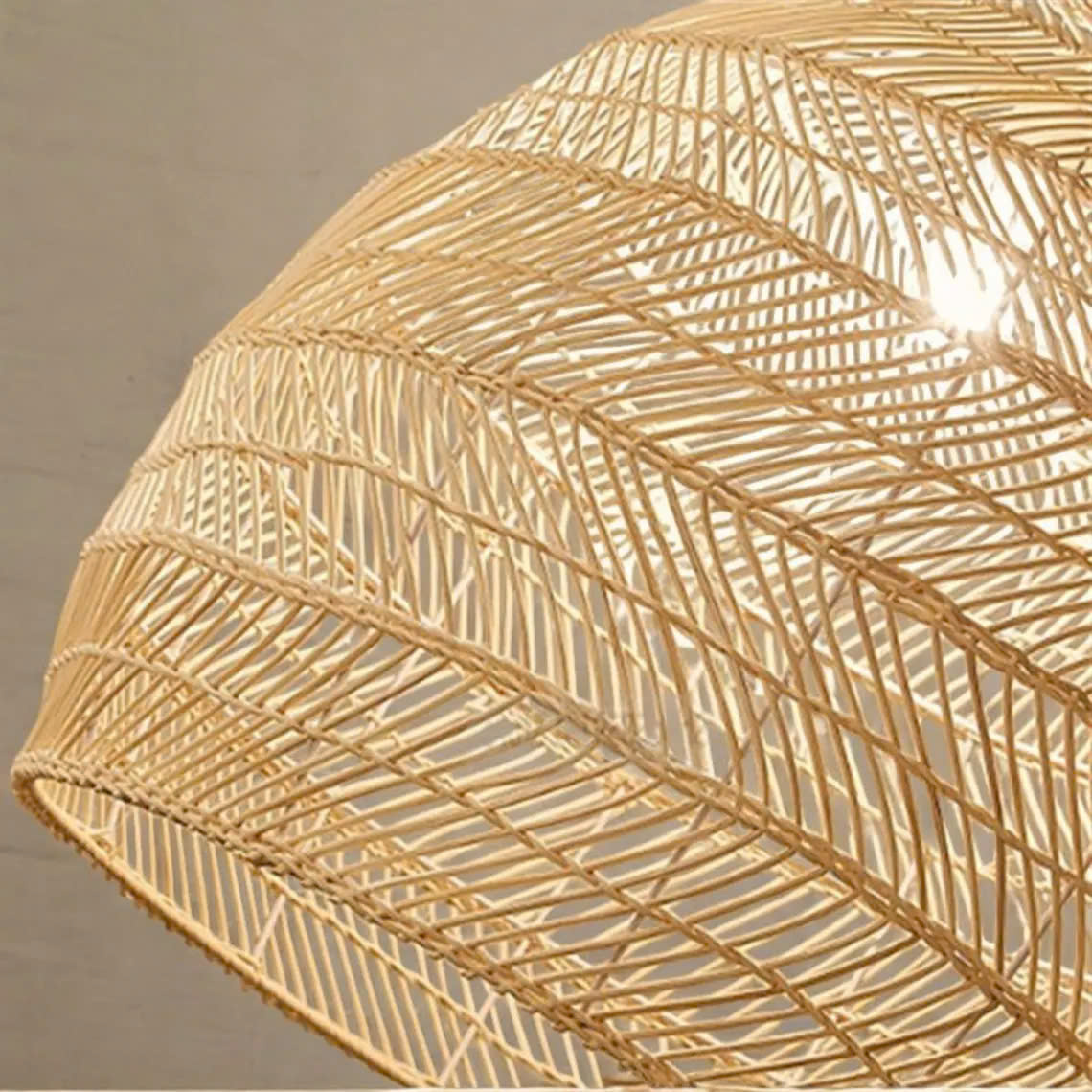 Daniel_BaoMinh's tweet image. Light up your space with a beautifully handcrafted rattan lampshade that adds warmth and natural charm.
Simple, stylish, and eco-friendly, this rattan lampshade is perfect for modern living.

DM for order!

WhatsApp: +84 936 772 770

#rattan #lampshade #handmade #hottrend