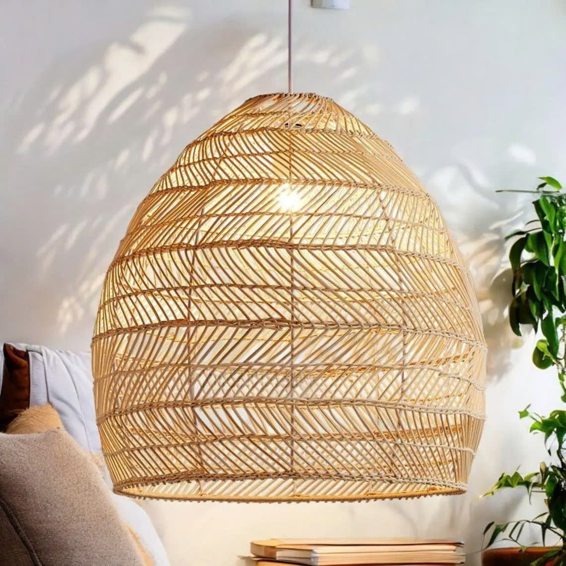 Daniel_BaoMinh's tweet image. Light up your space with a beautifully handcrafted rattan lampshade that adds warmth and natural charm.
Simple, stylish, and eco-friendly, this rattan lampshade is perfect for modern living.

DM for order!

WhatsApp: +84 936 772 770

#rattan #lampshade #handmade #hottrend