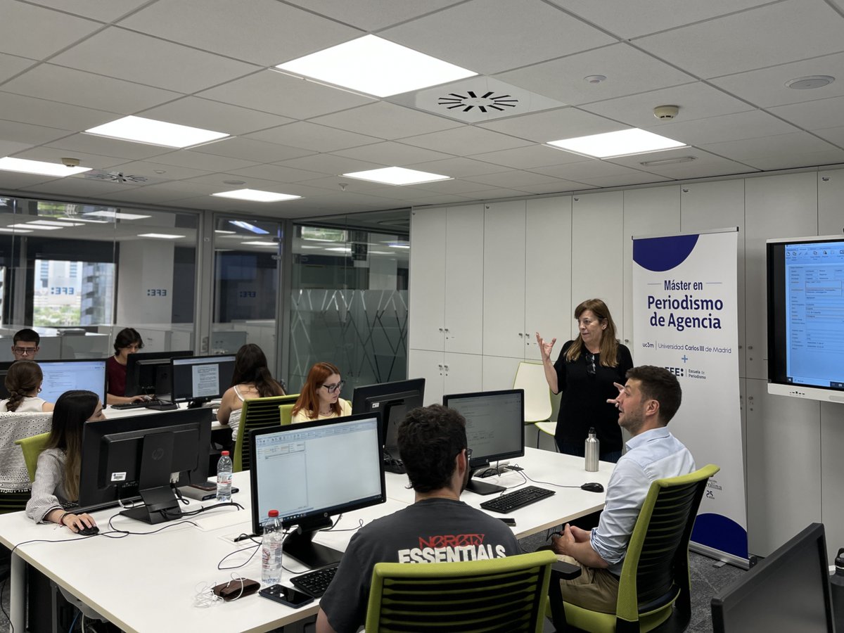 EFE Escuela tweet media