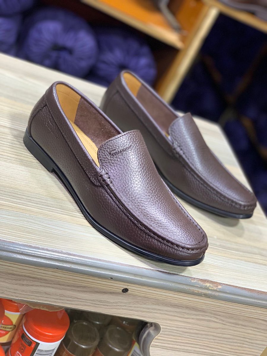 Naberz shoes tweet media