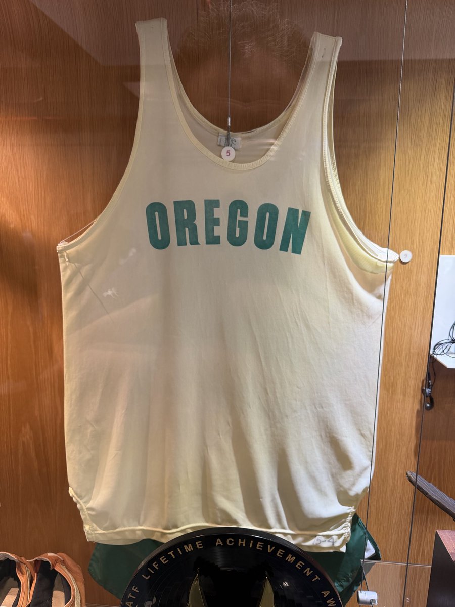 Darren Rovell tweet media