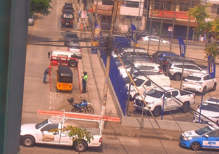 ATM TRÁNSITO tweet media