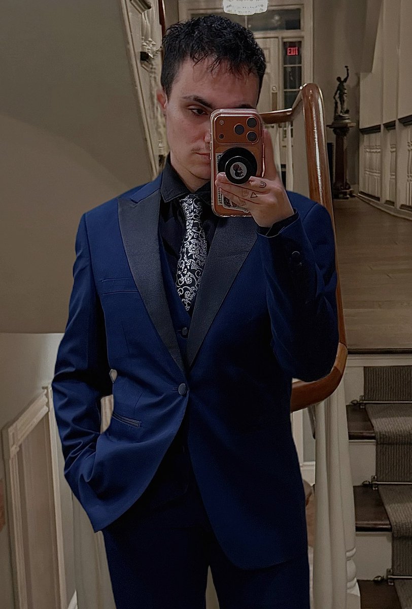 max • • loves tyler 🏳️‍⚧️ tweet media